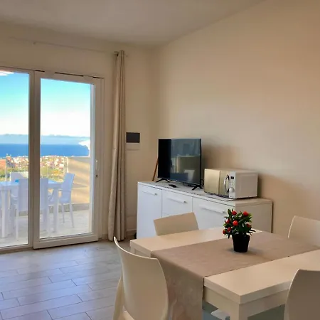 Nuovo Con Piscina E Vista Mare Mozzafiato 아파트 *